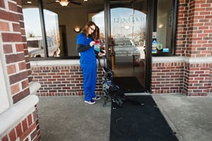 Entrance to Hazel Dell Animal Hospital